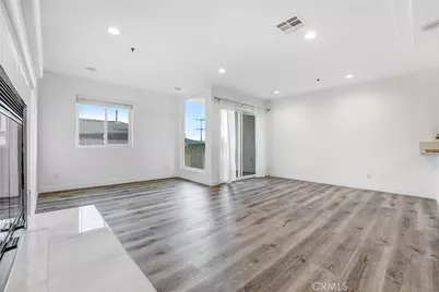 335 S Sierra Madre #203B, Pasadena, CA 91107 - Photo 4