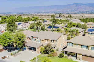 1089 Tangerine Dr, Redlands, CA 92374 - Photo 2