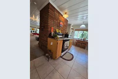 1013 Mocking Bird, Wrightwood, CA 92397 - Photo 36