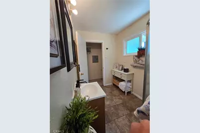 1013 Mocking Bird, Wrightwood, CA 92397 - Photo 20