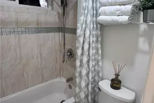 1010 W Macarthur Blvd, Santa Ana, CA 92707 - Photo 22