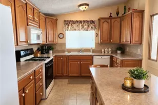 38660 Via Amarilla, Murrieta, CA 92563 - Photo 14