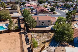 12490 Iroquois, Apple Valley, CA 92308 - Photo 10