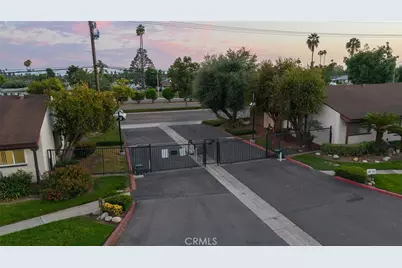 2011 W Katella Avenue #11, Anaheim, CA 92804 - Photo 40