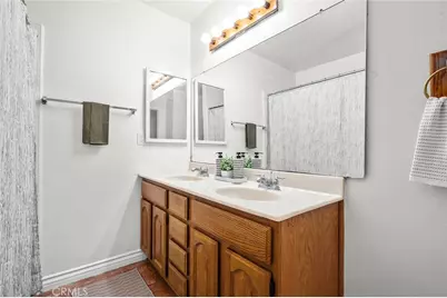 2011 W Katella Avenue #11, Anaheim, CA 92804 - Photo 30