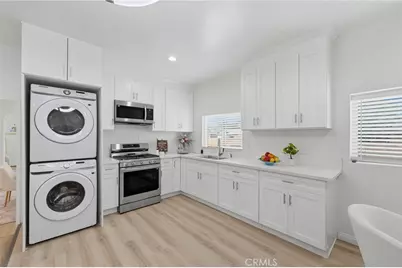 655 W 112th St, Los Angeles, CA 90044 - Photo 14