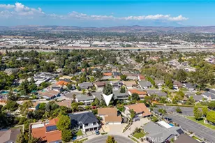 5217 E Rolling Hills Dr, Anaheim Hills, CA 92807 - Photo 2