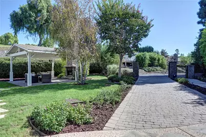 5561 Orchard, Yorba Linda, CA 92886 - Photo 14