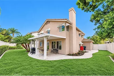 1040 Trailview Lane, Corona, CA 92881 - Photo 2