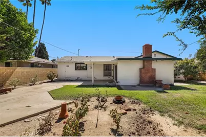 2439 E Paradise Road, Anaheim, CA 92806 - Photo 38