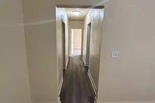 811 W 40th, Los Angeles, CA 90037 - Photo 10