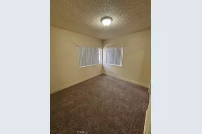 811 W 40th, Los Angeles, CA 90037 - Photo 8