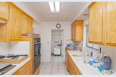 4427 W 166th Street, Lawndale, CA 90260 - Photo 16
