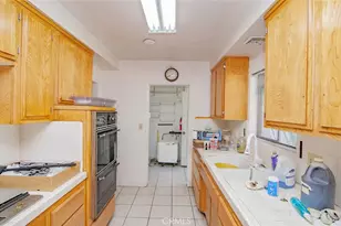 4427 W 166th St, Lawndale, CA 90260 - Photo 16