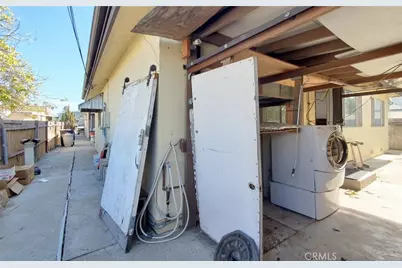 4427 W 166th Street, Lawndale, CA 90260 - Photo 32
