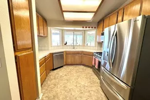 12285 Riggins Rd, Phelan, CA 92371 - Photo 14