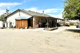 12285 Riggins Rd, Phelan, CA 92371 - Photo 12