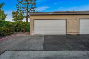 2900 Bradford Pl, Santa Ana, CA 92707 - Photo 16