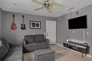 2900 Bradford Pl, Santa Ana, CA 92707 - Photo 6