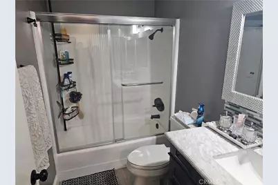 2990 Bradford, Santa Ana, CA 92707 - Photo 12