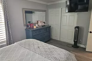 2990 Bradford, Santa Ana, CA 92707 - Photo 16