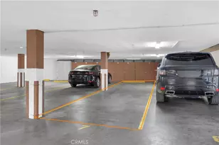 10725 Ohio, Los Angeles, CA 90024 - Photo 18