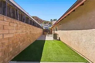 29523 Hunstock, Val Verde, CA 91384 - Photo 22