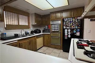 320 N Park Vista, Anaheim, CA 92806 - Photo 4