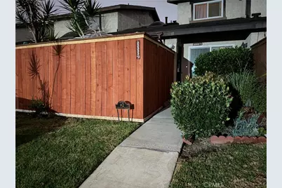 22333 Harbor Ridge Lane #2, Torrance, CA 90502 - Photo 2