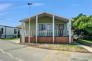 25 Elm Via, Anaheim, CA 92801 - Photo 2