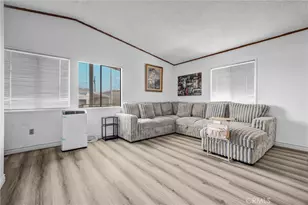 25 Elm Via, Anaheim, CA 92801 - Photo 6