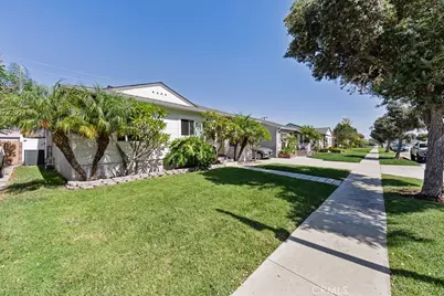2513 Greentop, Lakewood, CA 90712 - Photo 4