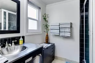 100 Hermosa, Long Beach, CA 90802 - Photo 12
