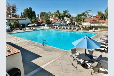 6884 Breton, Cypress, CA 90630 - Photo 40