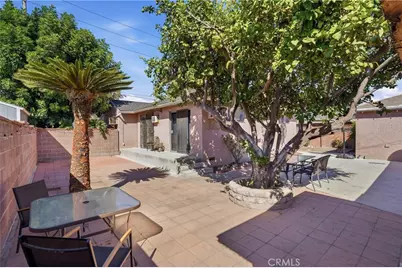 11246 Rosecrans Avenue, Norwalk, CA 90650 - Photo 30
