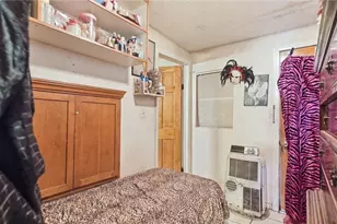 201 E 111th Pl, Los Angeles, CA 90061 - Photo 22