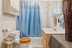 201 E 111th Pl, Los Angeles, CA 90061 - Photo 20