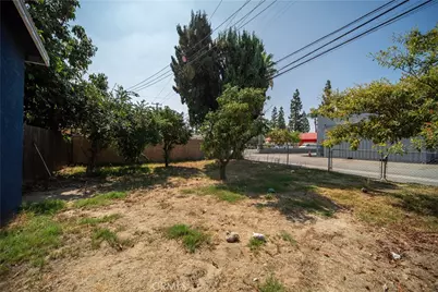 6526 Loveland Street, Bell Gardens, CA 90201 - Photo 12