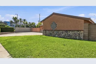 10471 Saint Alban Street, Cypress, CA 90630 - Photo 2
