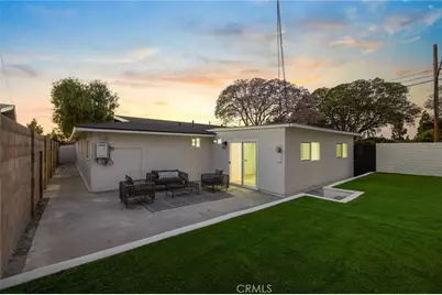 1638 W Pine Street, Santa Ana, CA 92703 - Photo 42