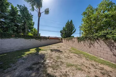 11693 Guam Circle, Cypress, CA 90630 - Photo 32