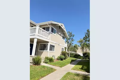 45 Tarocco, Irvine, CA 92618 - Photo 2