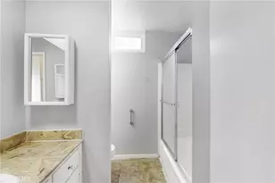 545 Chestnut Ave, Long Beach, CA 90802 - Photo 12
