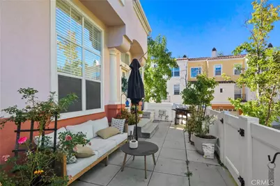 1071 S Volterra, Anaheim, CA 92808 - Photo 2