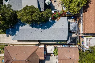 233 W 42nd, Los Angeles, CA 90037 - Photo 18