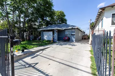 233 W 42nd, Los Angeles, CA 90037 - Photo 14