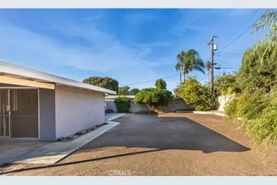 14382 Livingston Street, Tustin, CA 92780 - Photo 22