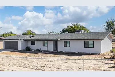 18215 Carob, Hesperia, CA 92345 - Photo 2