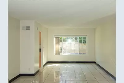 18710 Christina, Cerritos, CA 90703 - Photo 4