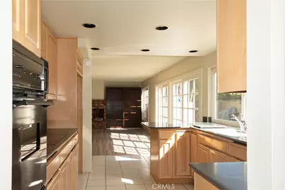 18710 Christina, Cerritos, CA 90703 - Photo 8